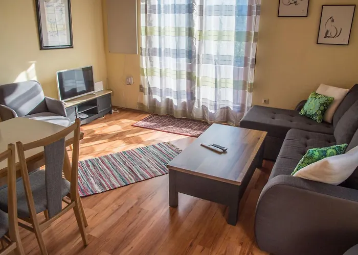 Moderne In Poels Mit Grosser Terrasse By Interhome Pöls